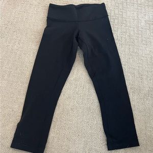 cute cropped lulu leggings!